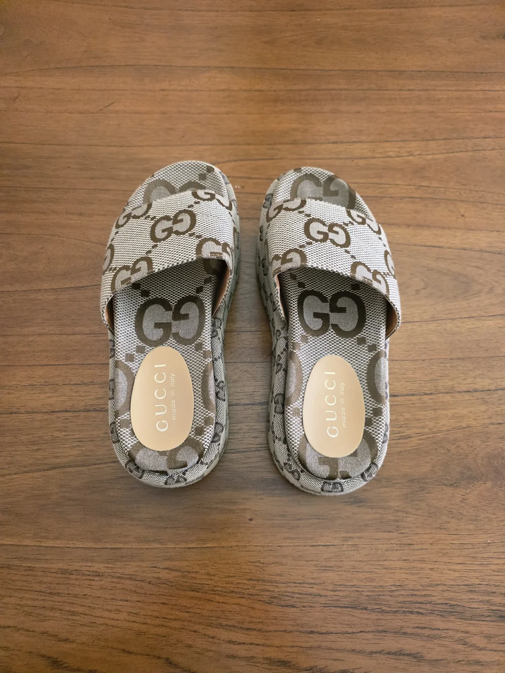 Gucci Brown GG Logo Sandals - Picture 6 of 10